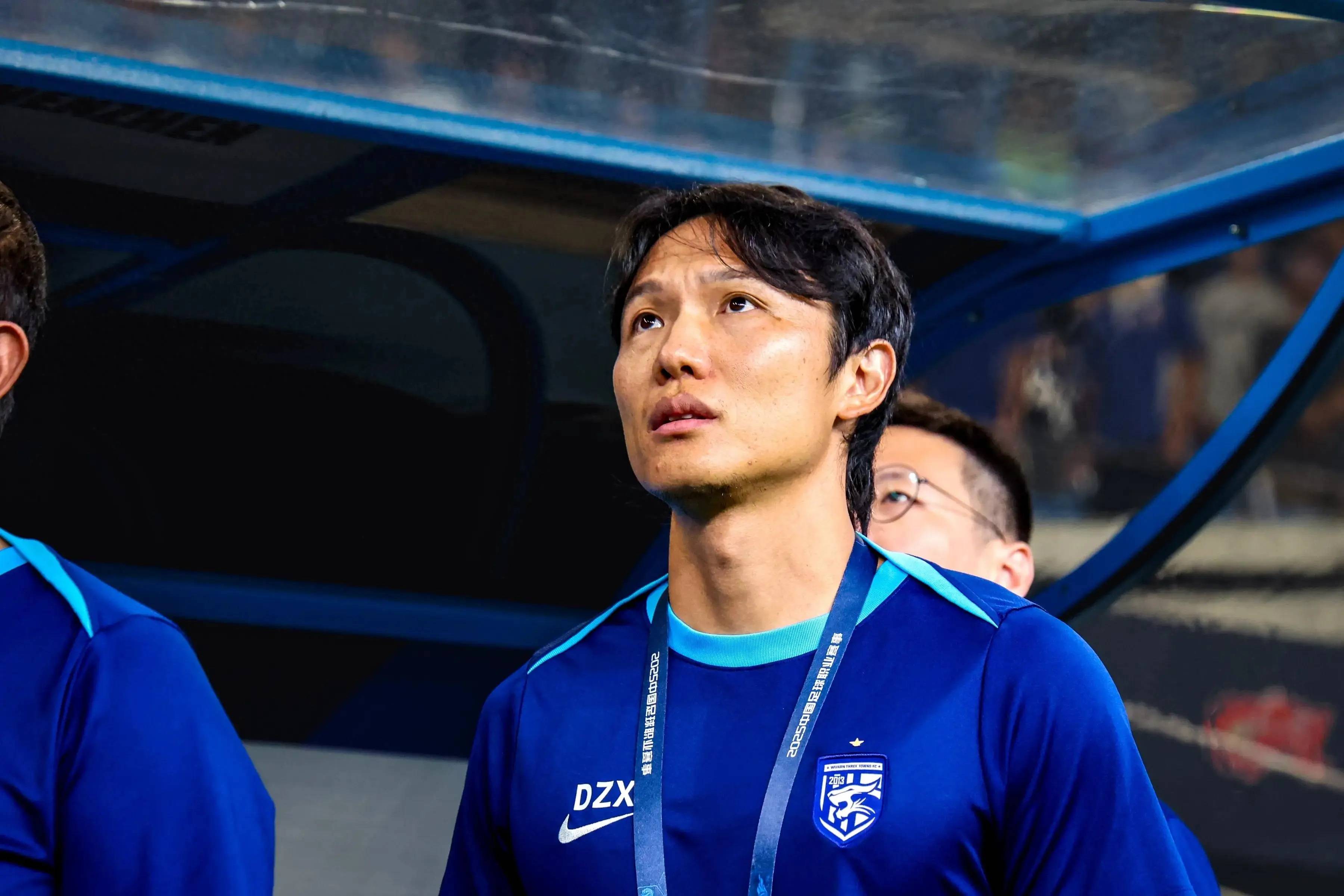 kpl电竞入口 -包含里程碑夜！武汉三镇防线松动，德国杯关键时刻刷纪录，引发热议，临场指挥获称赞的词条